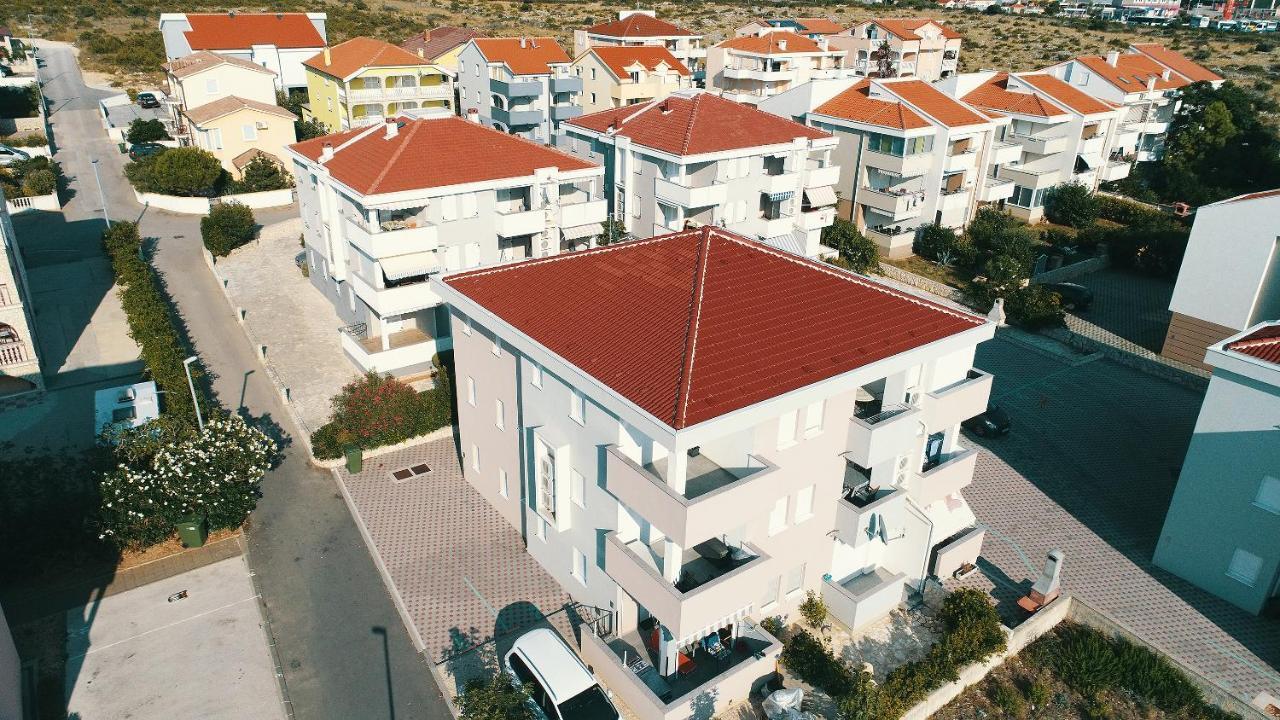 Apartment Dream Novalja Eksteriør billede